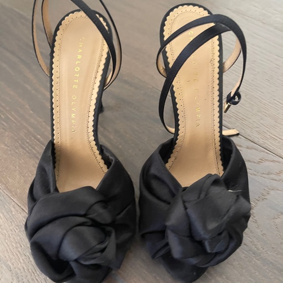 Heels - Picture 2 of 6